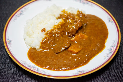 Curry & Ramen Assortment (4 of each, 8-10 Servings)